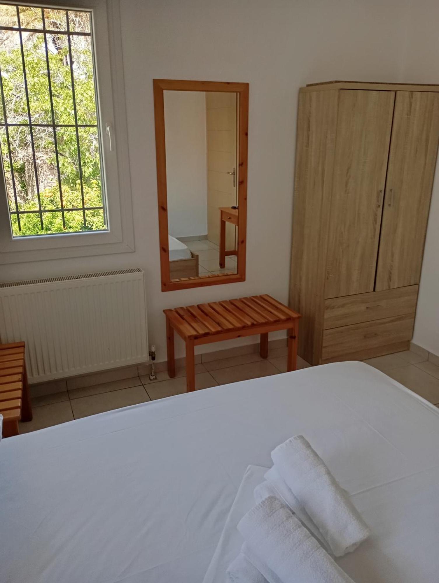 Pyrgos Sofokleous Hotel Mytilíni Buitenkant foto